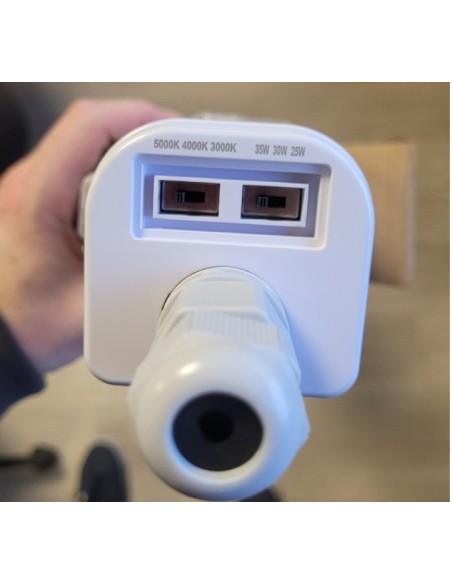 REGLETTE LED INTEGREE ETANCHE SANS TUBE-CROCHETS INOX SUSP